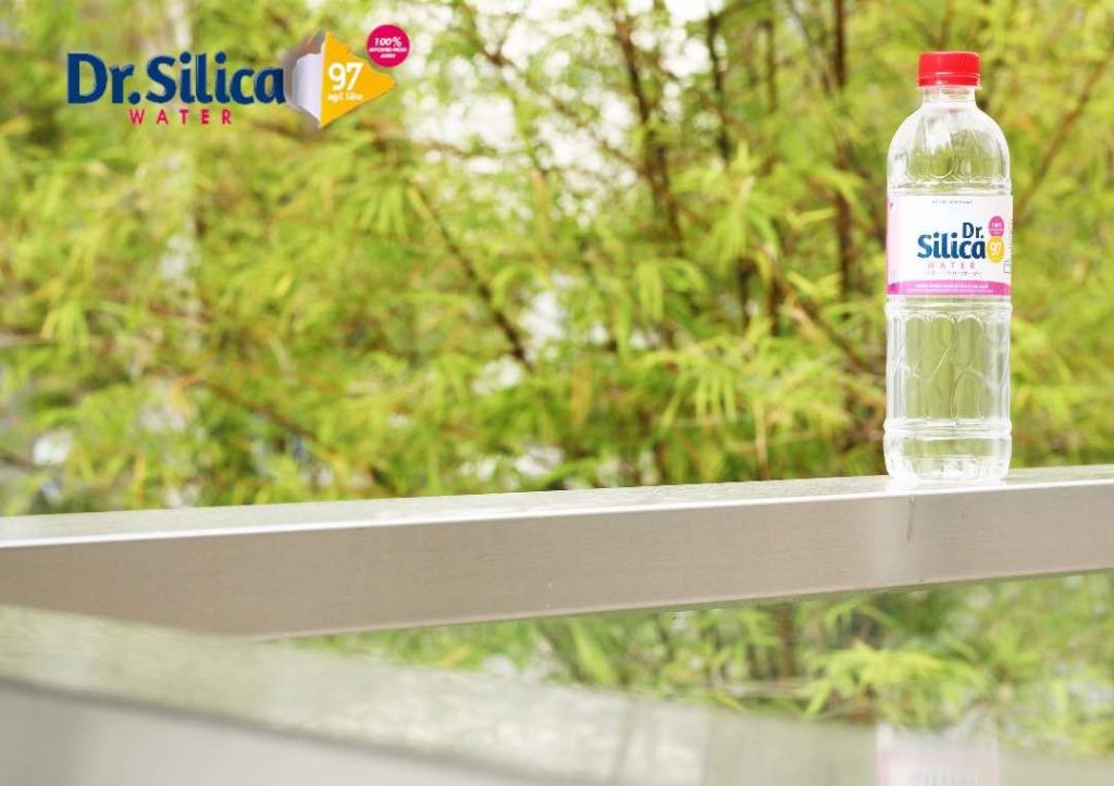 Mineral water dr. Silika air dr. Silica